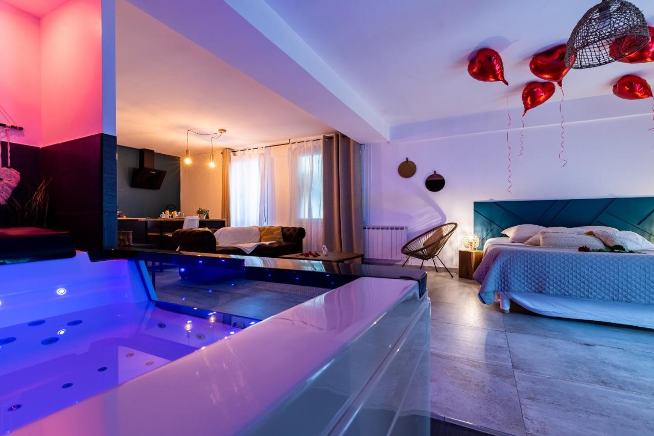 Suite And Spa 21 Dijon Exterior photo