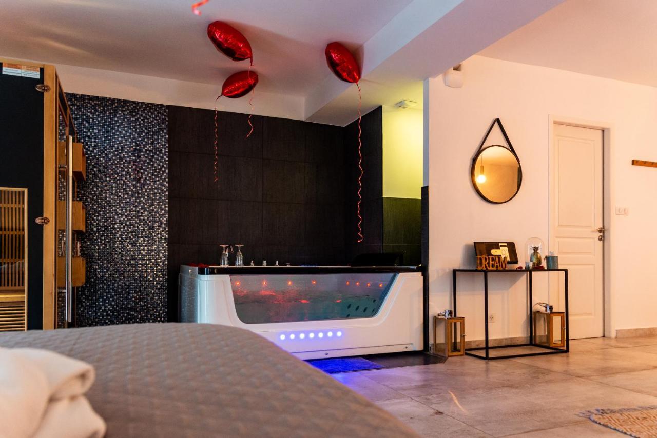 Suite And Spa 21 Dijon Exterior photo