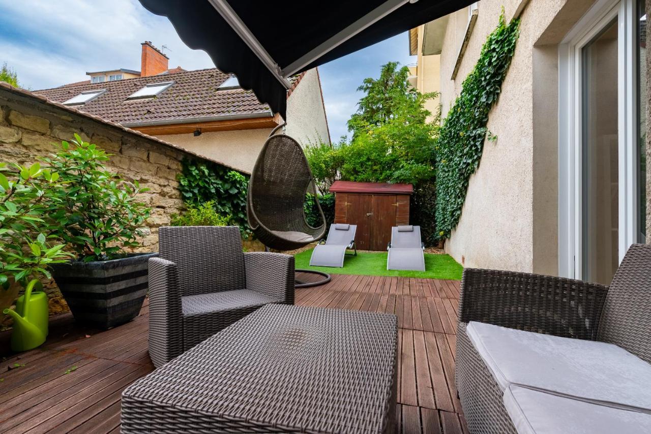 Suite And Spa 21 Dijon Exterior photo