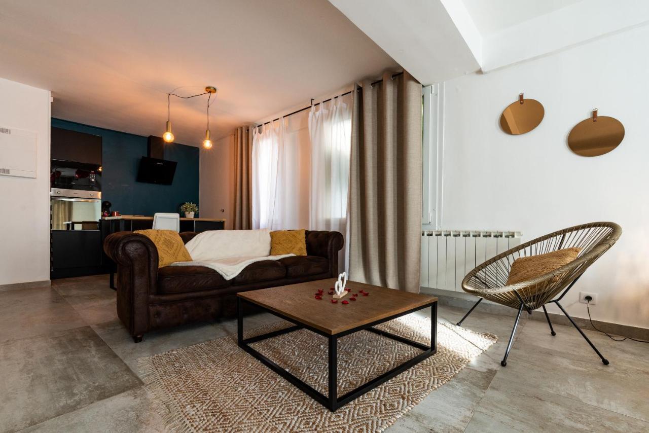 Suite And Spa 21 Dijon Exterior photo