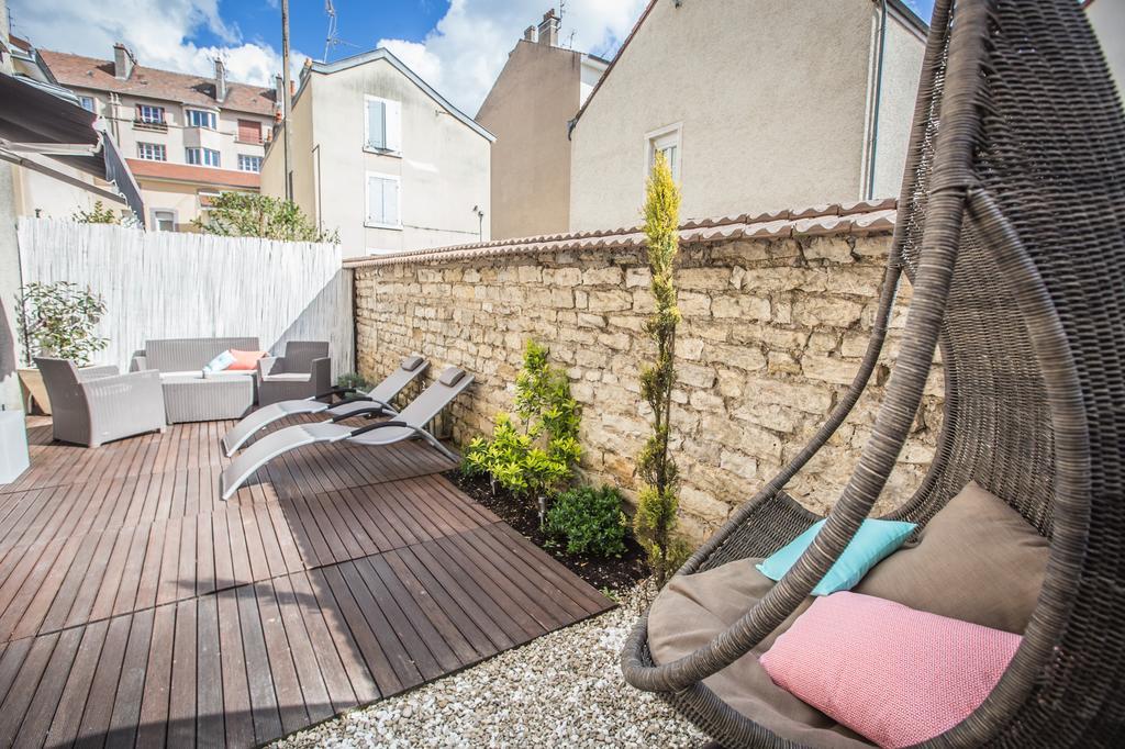 Suite And Spa 21 Dijon Exterior photo